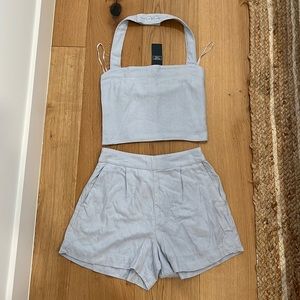 NWT Two piece linen short set, halter neck crop top
